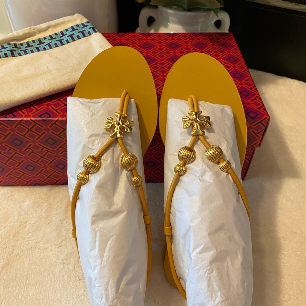 Tory Burch Capri Lace Up Sandal - Picture 4 of 11